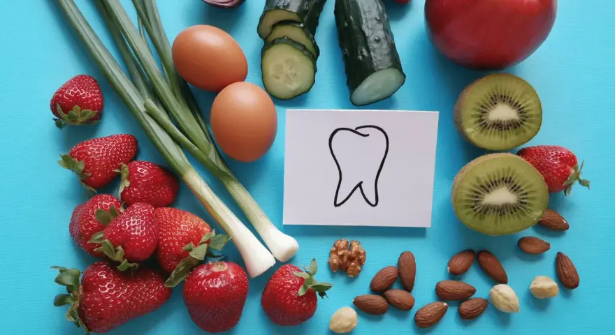 Dieta z aparatem na zęby: Co jeść, by leczyć zęby bez obaw?